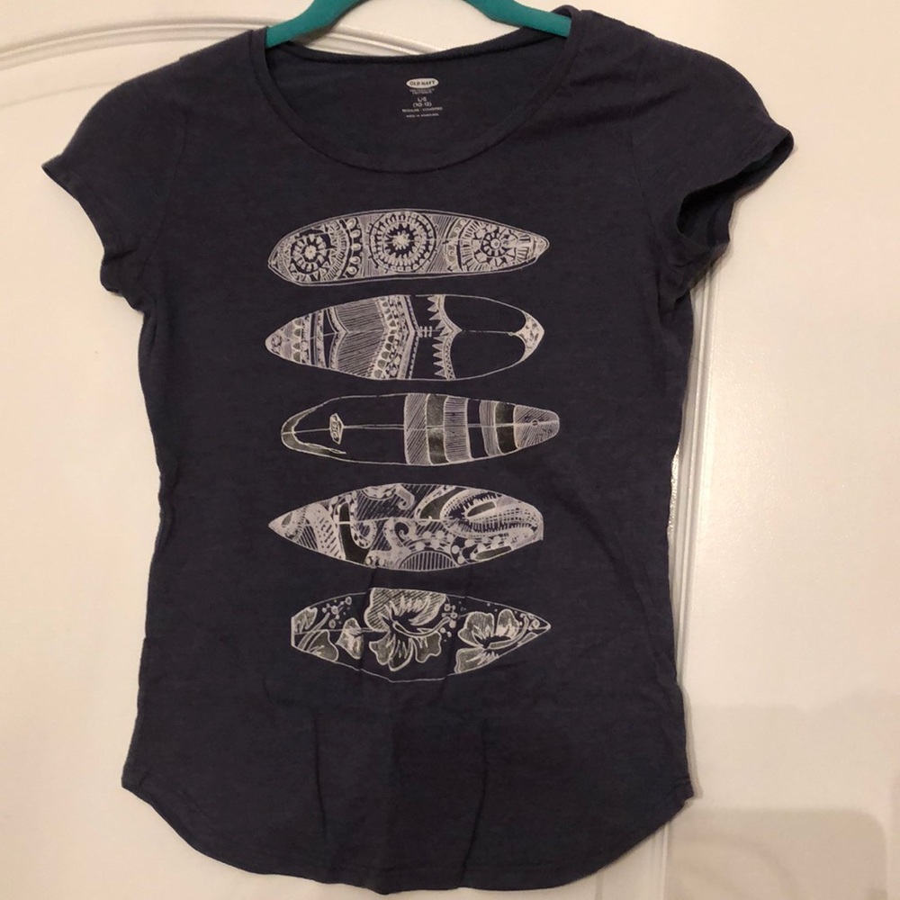 Girls Old Navy surfboard T-shirt